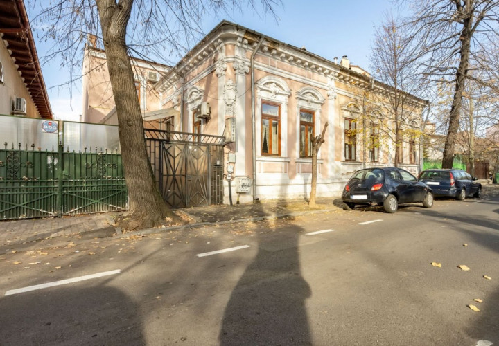 Vila interbelică de poveste în inima Bucureștiului!