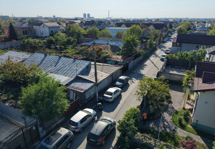 Popești Leordeni, casă demolabila/renovabila 3cam, singur curte 203mp
