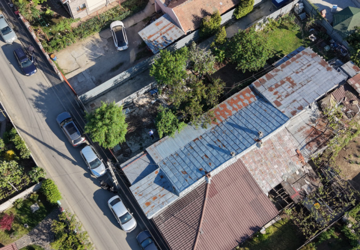 Popești Leordeni, casă demolabila/renovabila 3cam, singur curte 203mp